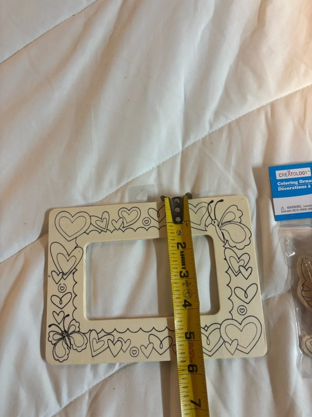 New Kids DYI frame and cats- wooden with markers to decorate